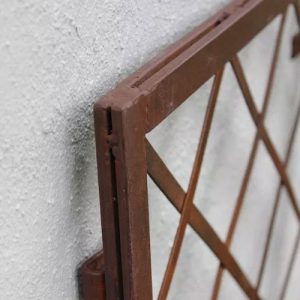Lattice lying against a wall