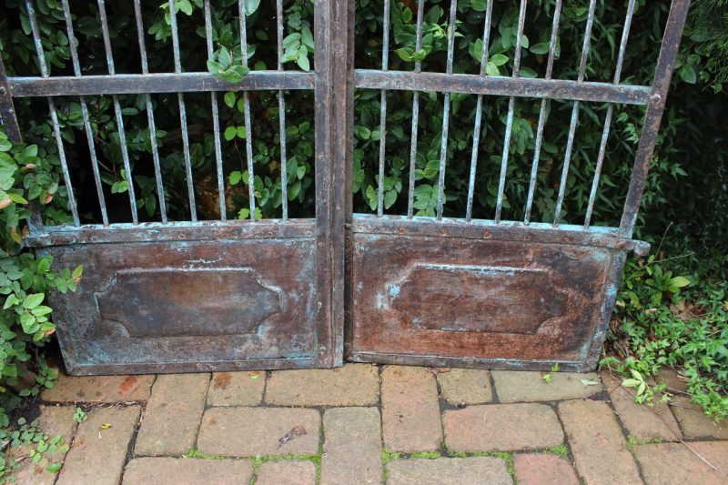 pressed metal gate