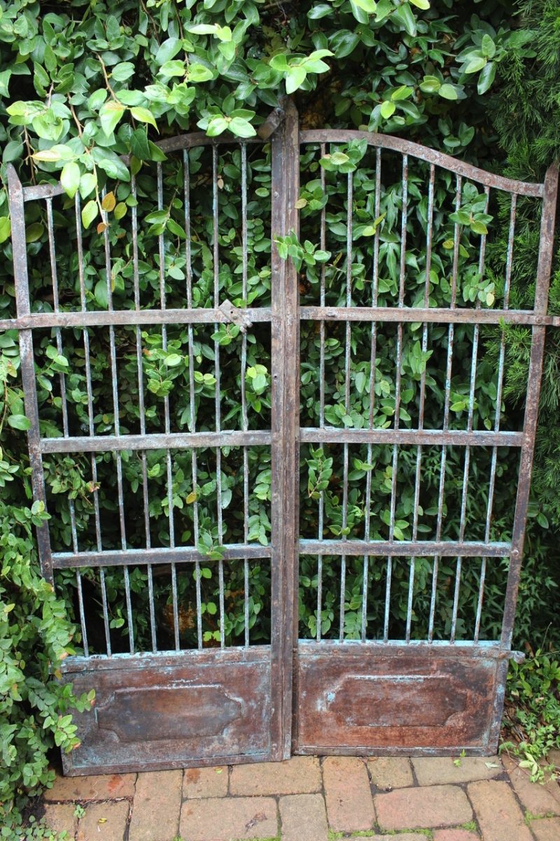 iron gate