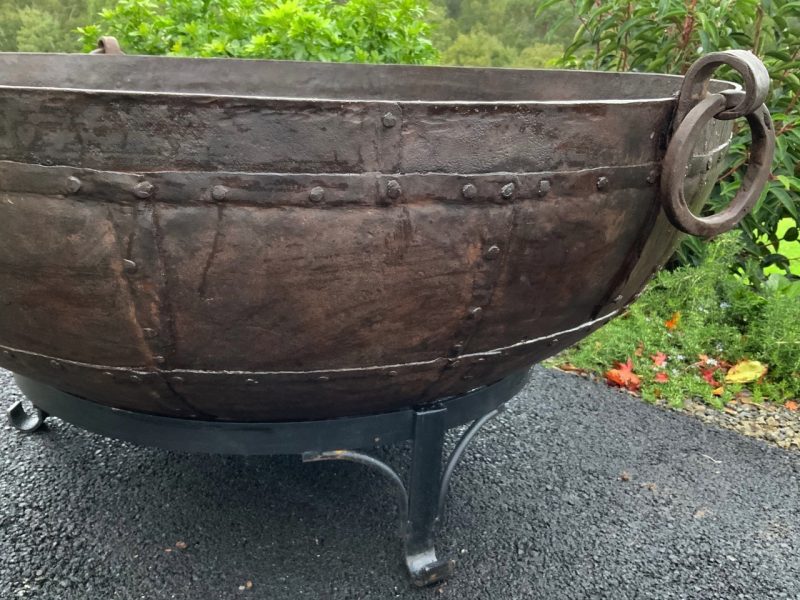 Fire pit kadai with ring handle