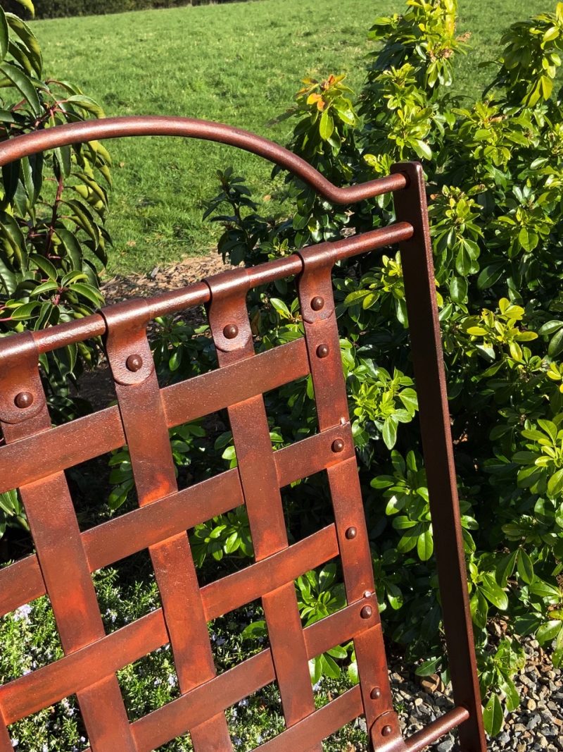 iron lattice chair
